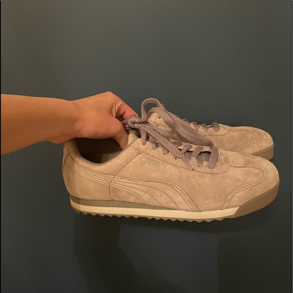 puma sneakers!!